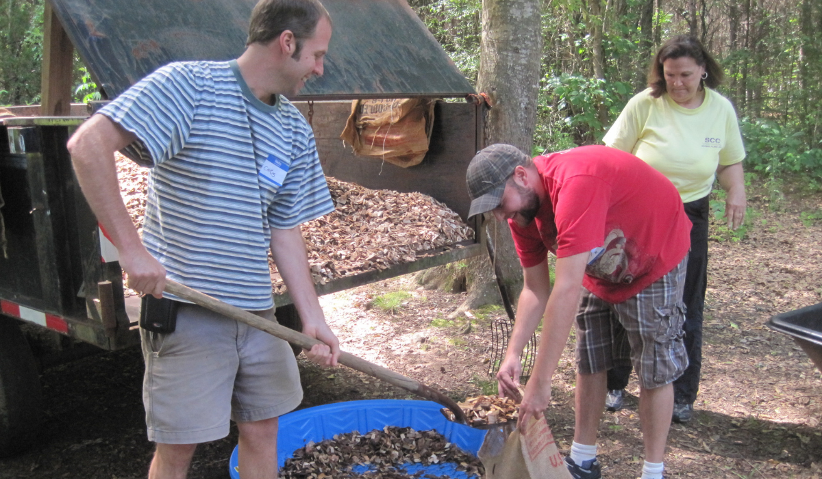 Growing Mushrooms Together Workshop at Mushroom Mountain